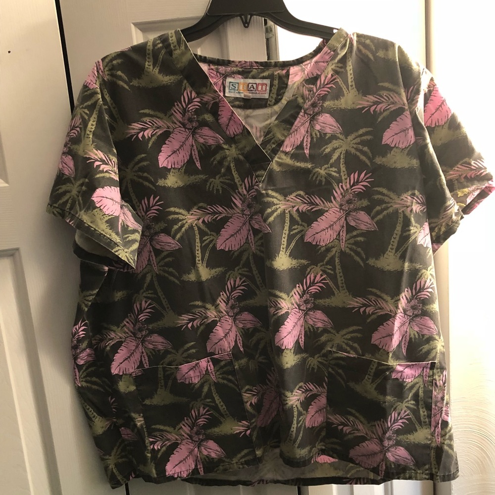 Uniform top